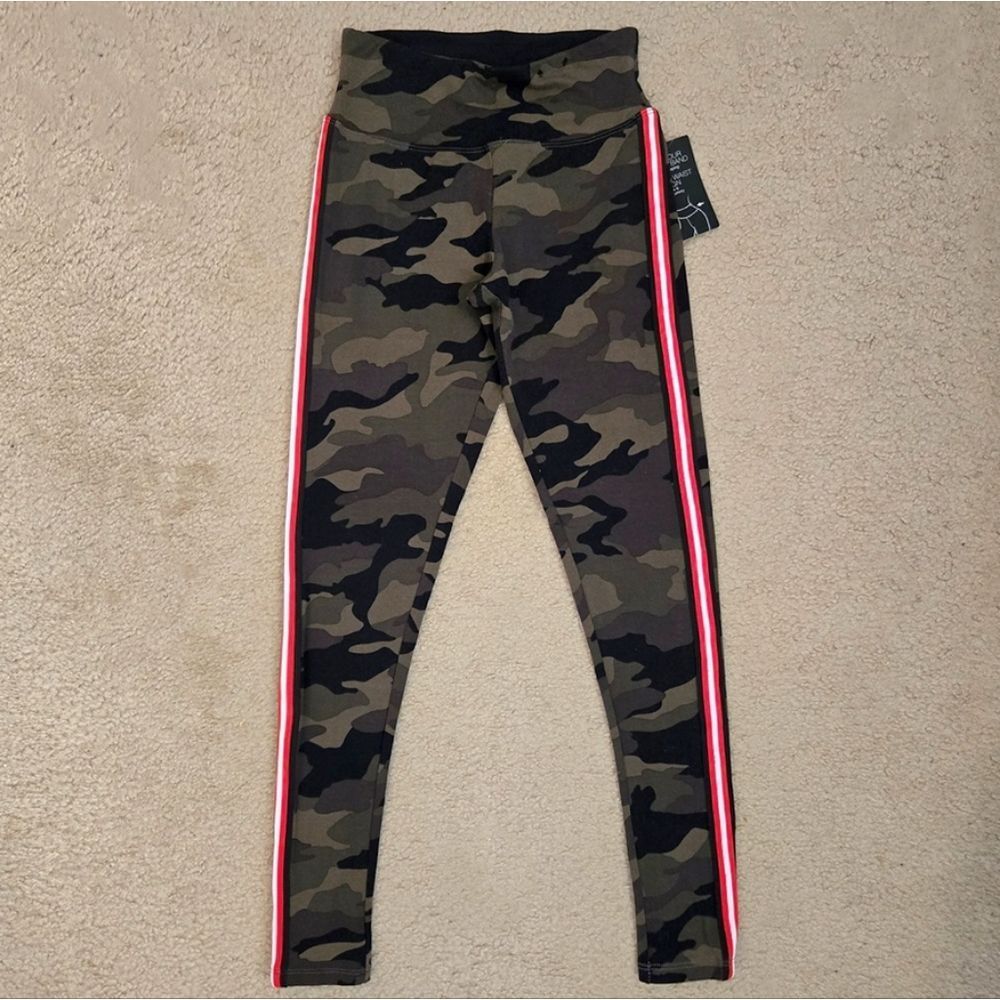 NEW INC International Concepts Camoflauge Leggings Sz XS